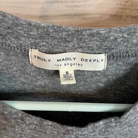 Truly Madly Deeply Take a hike grey tee Small - Picture 3 of 3